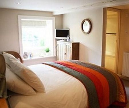 The Scott Arms Bed & Breakfast Кингстън Екстериор снимка