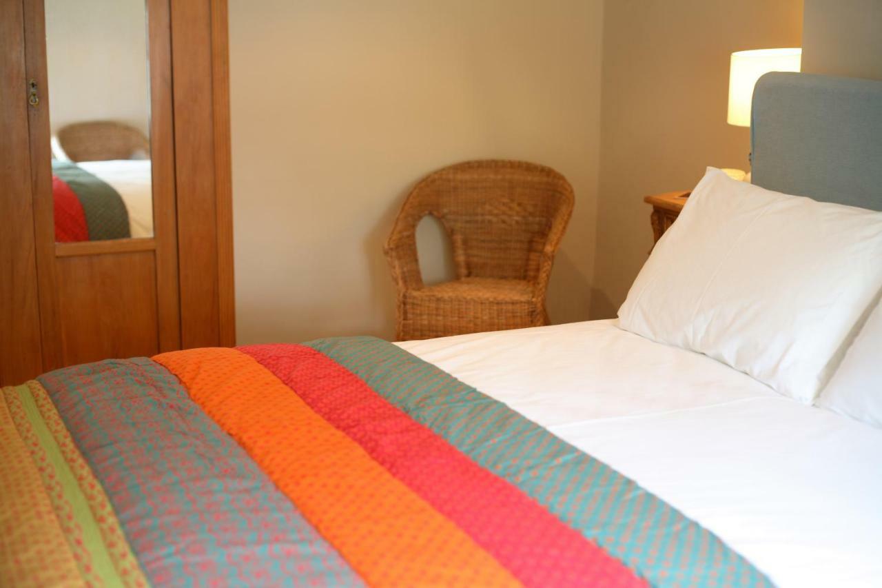 The Scott Arms Bed & Breakfast Кингстън Екстериор снимка